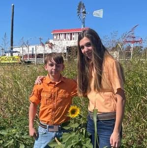 Meet your Posher, Melissa